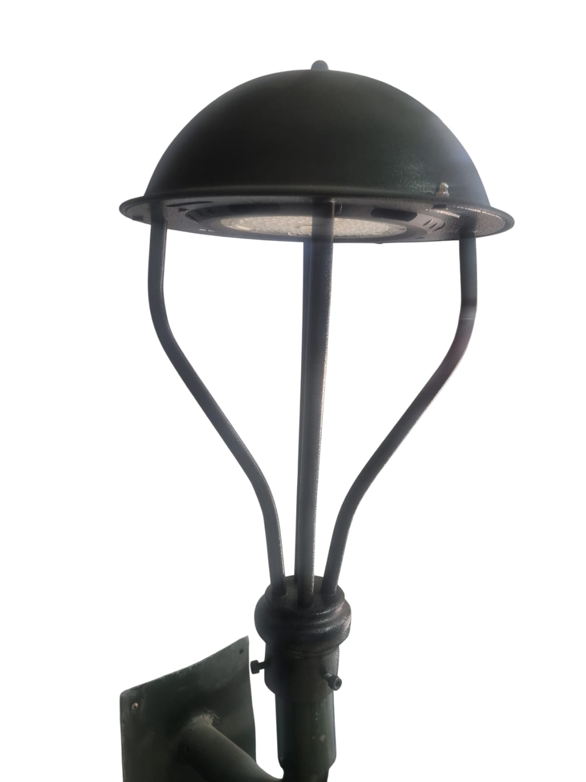 Lámparas LED sobrepuestas en Quito